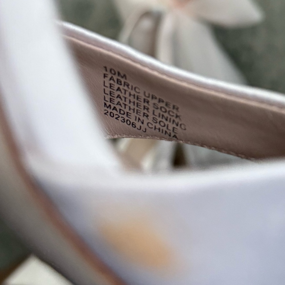 Elegant Cream Bow Heels bridal unique sandals - Picture 7 of 13